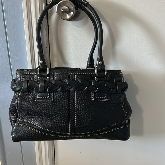 EUC condition Coach bag. Black leather F13084 *****SOLD****** - Picture 2 of 10